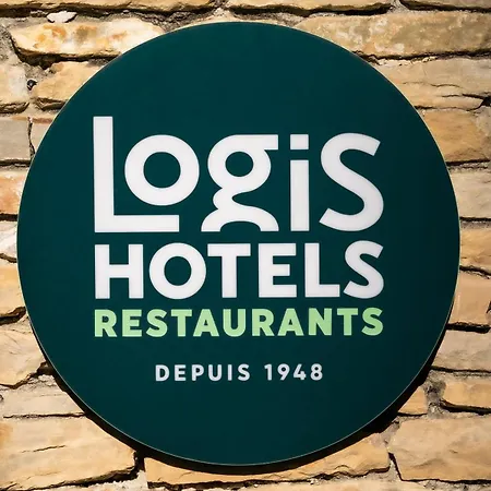 Отель Logis & Restaurant Arcombelle