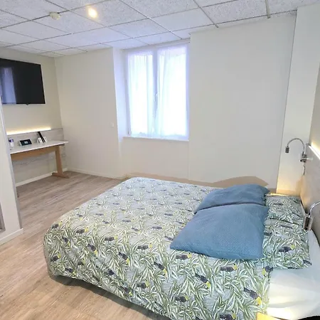 Hotel Logis & Restaurant Arcombelle Val-de-Meuse