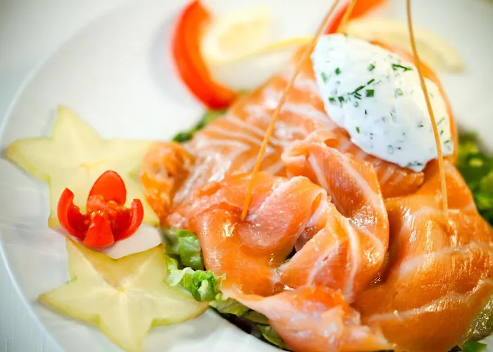 호텔 Logis & Restaurant Arcombelle 2*