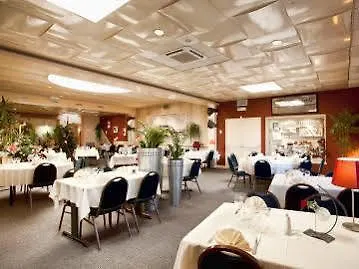 Logis & Restaurant Arcombelle 몽티그니레로아