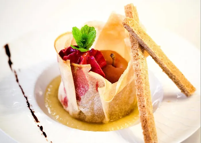 Logis & Restaurant Arcombelle 2* 몽티그니레로아